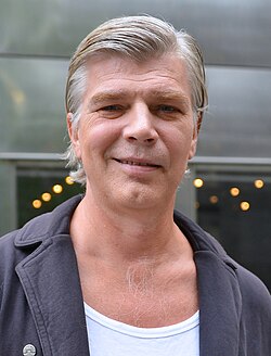 Bild på skådespelaren Jakob Eklund