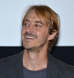 Foto: Frankie Fouganthin, Wikipedia Bild på skådespelaren Jonas Karlsson