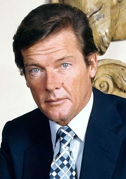 Bild på Roger Moore